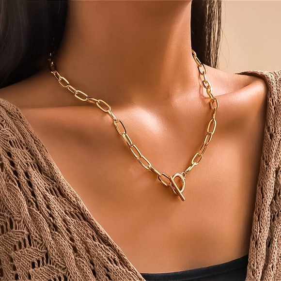 ⚜️[𝟯/$𝟭𝟴]⚜️Lock Big Link Gold Chic Choker NEW - Picture 10 of 10